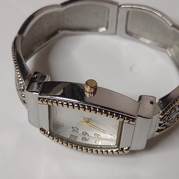 Silver Tone Decorative Metal Watch - Picture 9 of 13
